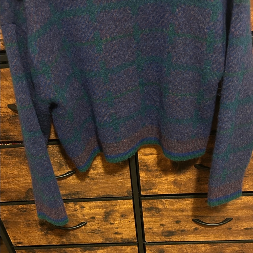 Zara Women's V-Neck Sweater (NWOT) - Picture 7 of 7